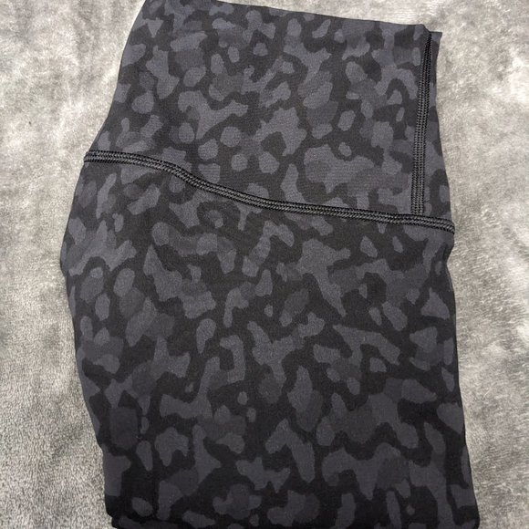 Lululemon Wunder Under legging - Picture 4 of 4